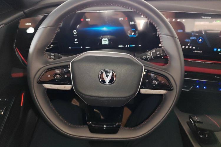 Used Changan X5 PLUS 2024 1.5T DCT ZhiZun Version
