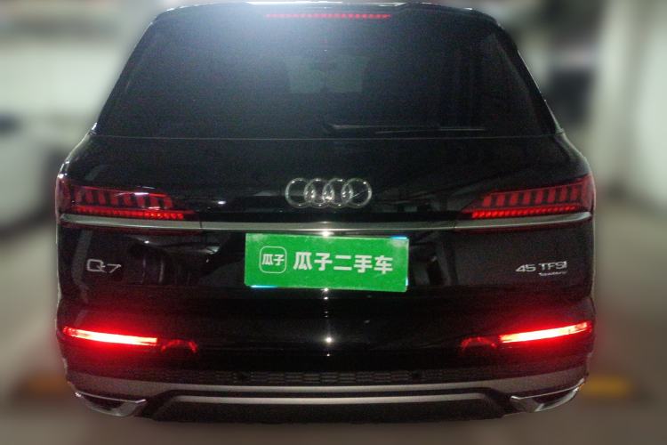 Used Audi Q7 2023 45 TFSI quattro S line Sport model