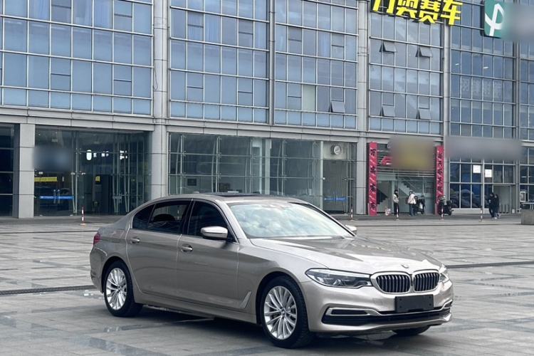Used BMW 5 Series New Energy 2020 Mileage Upgrade Version 530Le Luxury Package
