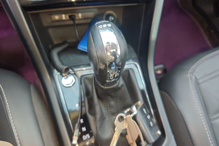 Used Volkswagen Touran 2018 Volkswagen Touran L 280TSI DSG Boundary Edition 6-Seater China VI Standard