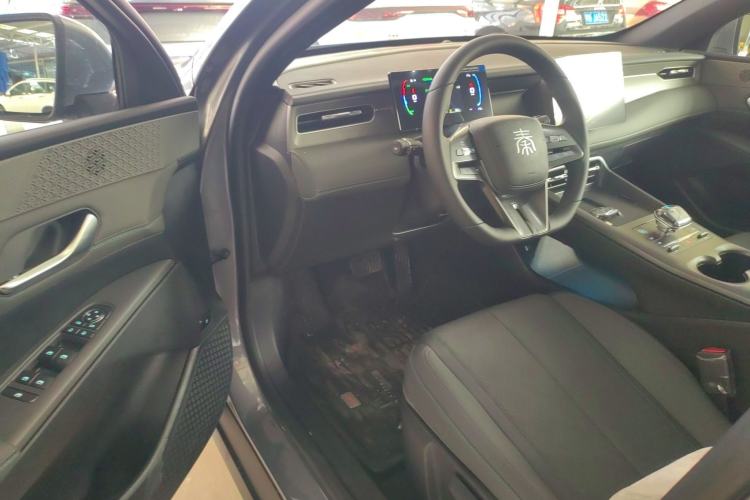 Used BYD Qin PLUS 2025 DM-i Smart Drive 55KM Leading Model