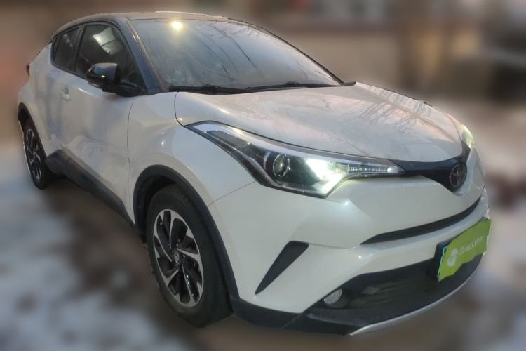 Used Toyota IZOA 2018 2.0L Yichi Edition China V Standard