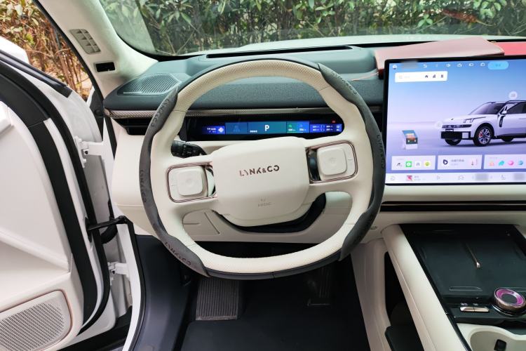 Used Lynk & Co 900 2025 2.0T Ultra