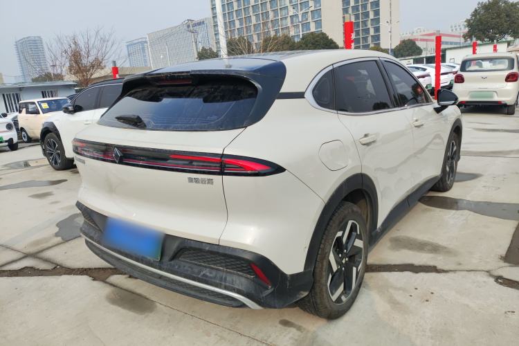 Used Baojun Yunhai 2024 140km Plug-in Hybrid Version
