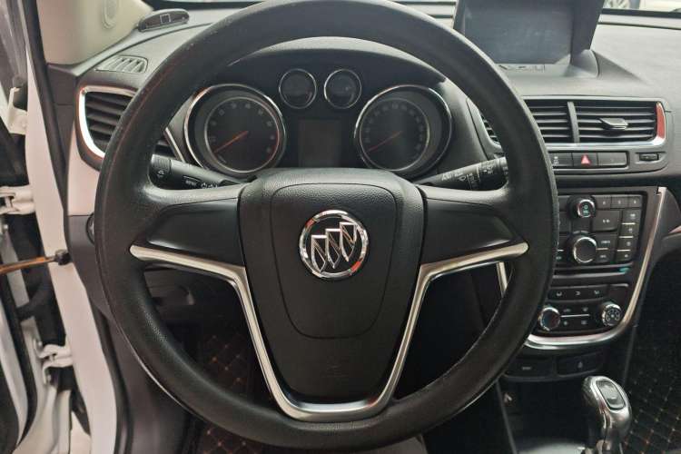 Used Buick Encore 2015 1.4T Automatic Two-Wheel Drive Urban Elite Version
