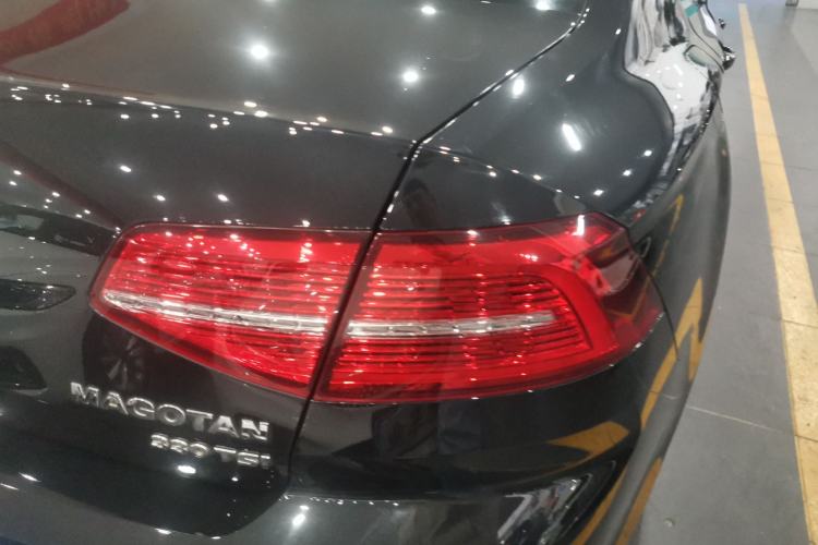 Used Volkswagen Magotan 2019 330TSI DSG Leading Model China VI Standard