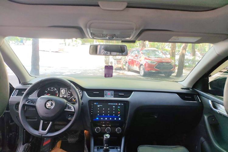 Used Skoda Octavia 2016 1.6L Automatic Smart Drive Edition
