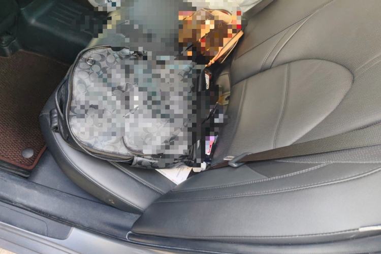 Used Toyota Avalon 2019 Dual-Engine 2.5L Luxury Edition China VI Standard