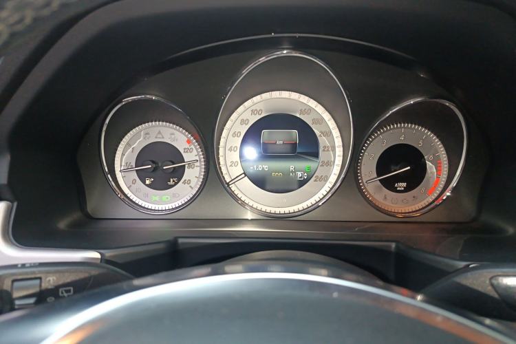 Used Mercedes-Benz GLK-Class 2015 GLK 260 4MATIC Dynamic Edition Ultimate Version
