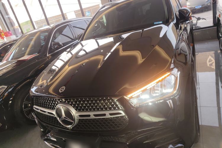 Used Mercedes-Benz GLE 2025 GLE 350 4MATIC Stylish Model
