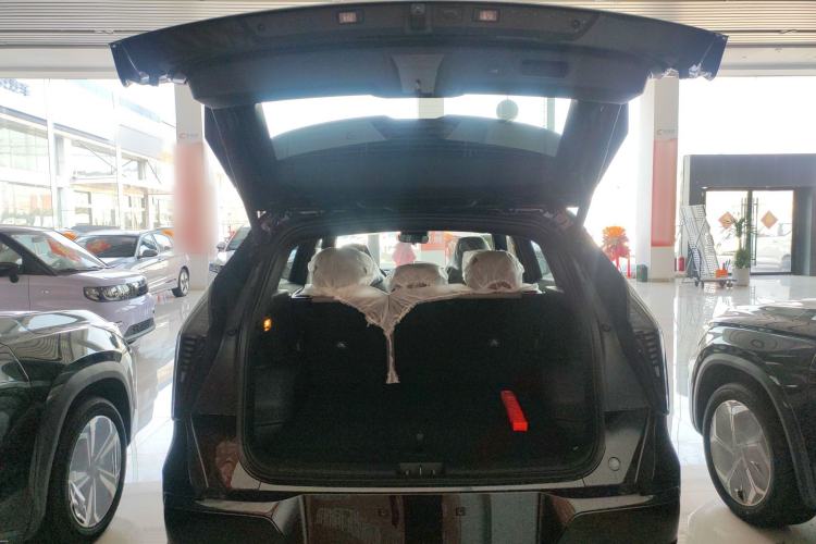 Used Geely Auto FX11 2025 4th Generation 1.5TD DCT – The Start