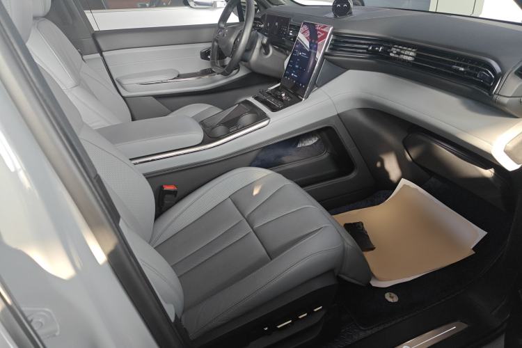 Used Nio ES8 2020 415 km Range 6-Seater Version