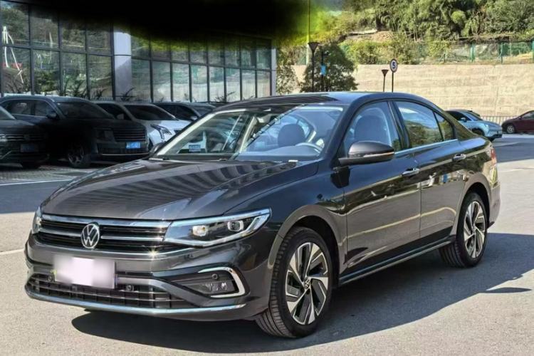 Used Volkswagen Bora 2024 300TSI DSG Prestige Edition
