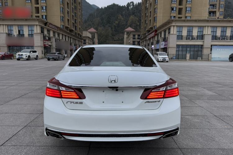 Used Honda Accord 2016 2.0L Elite Edition
