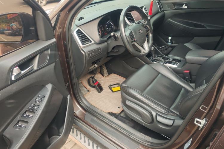 Used Hyundai Tucson 2015 1.6T Dual-Clutch Two-Wheel-Drive Smart Model
