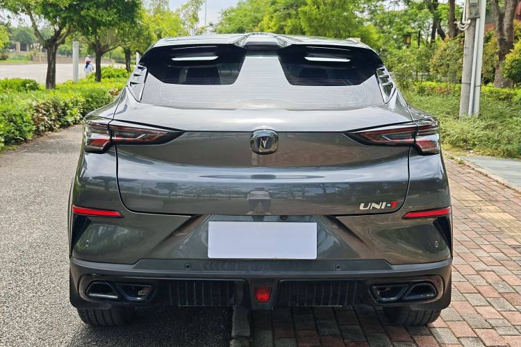 Used Changan UNI-T 2022 2.0T Prestige Version
