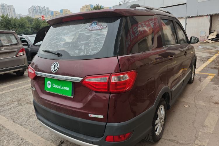 Used Dongfeng Fengon 370 2016 1.5L Manual Luxury Version SFG15-05 7 Seats
