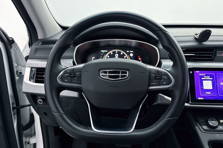 Used Geely Auto Emgrand X7 Sport 2022 1.8TD DCT Zhiya Trim