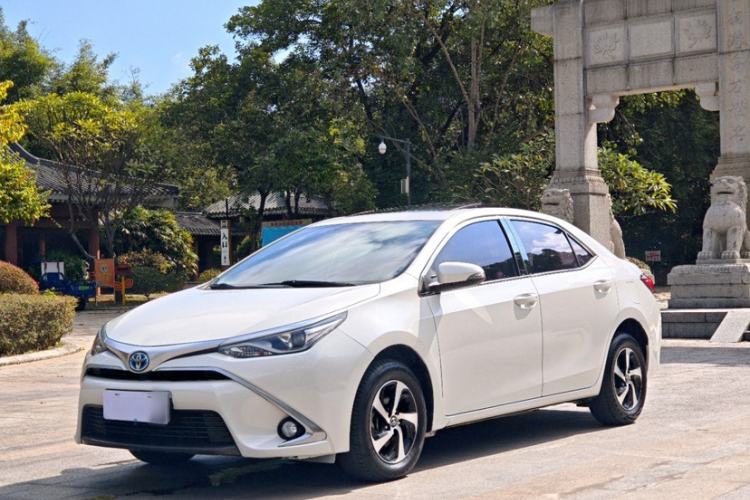 Used Toyota Levin 2017 Revised Dual-Engine 1.8H GS E-CVT Elite Sunroof Version China V Standard