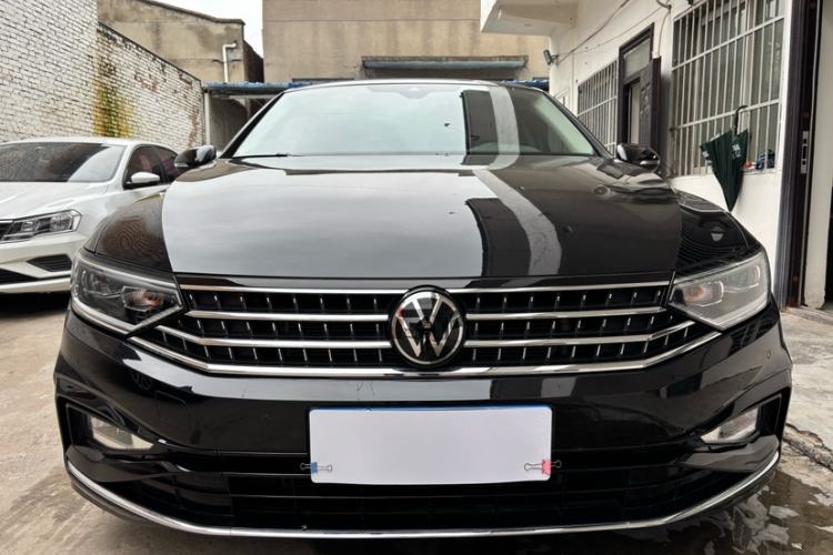 Used Volkswagen Magotan 2023 2 Million Units Commemorative Edition 330TSI DSG Luxury Version