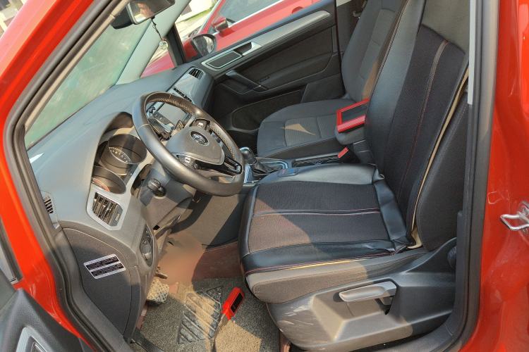 Used Volkswagen Golf Sportsvan 2016 230TSI Automatic Trend Edition
