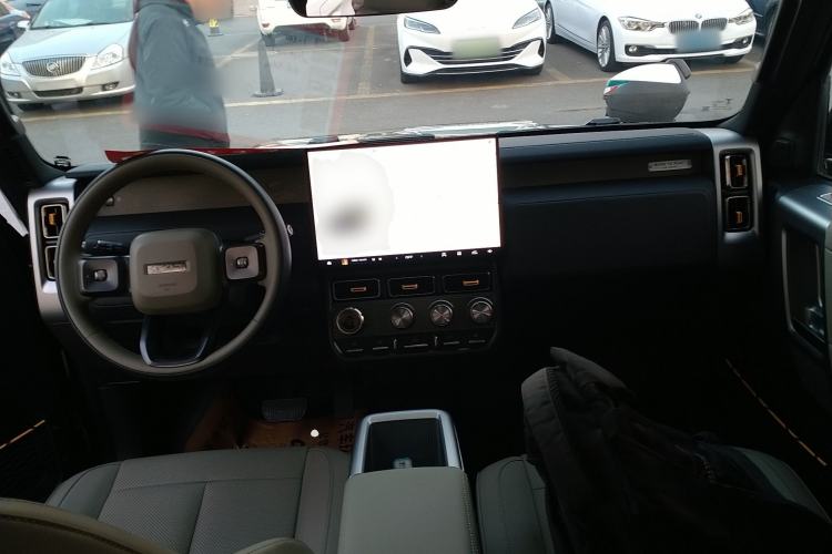 Used  V23 2025 501 Four-Wheel Drive Intelligent Driving Version