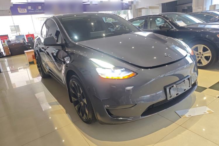 Used Tesla Model Y 2021 Long-Range All-Wheel-Drive Version