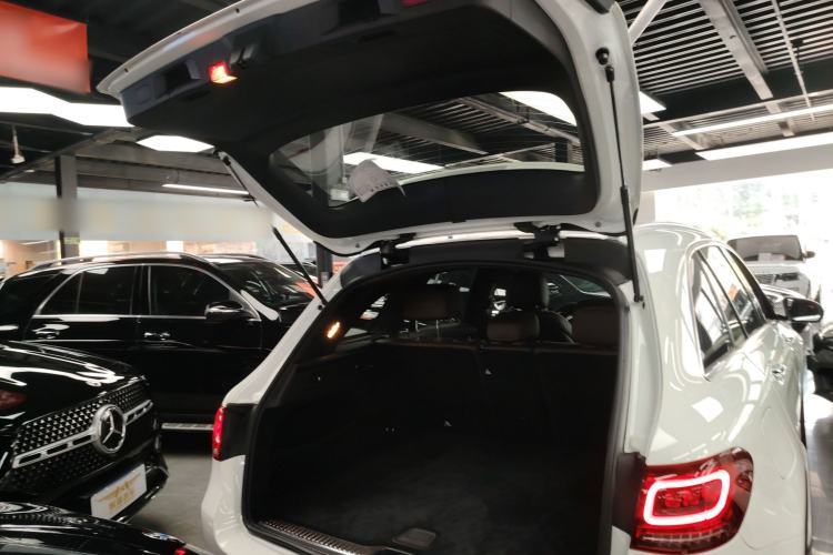 Used Mercedes-Benz GLC 2021 GLC 300 L 4MATIC Dynamic Model
