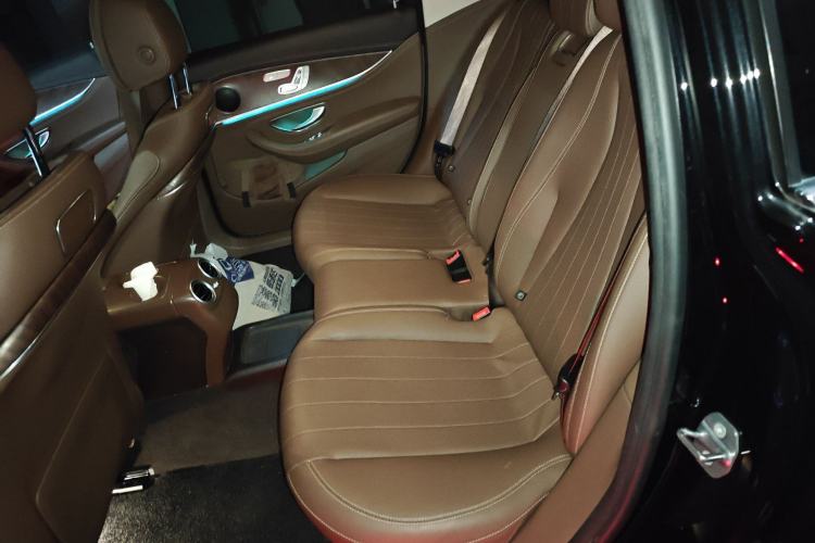 Used Mercedes-Benz E-Class 2018 Facelift E 300 L Luxury Edition