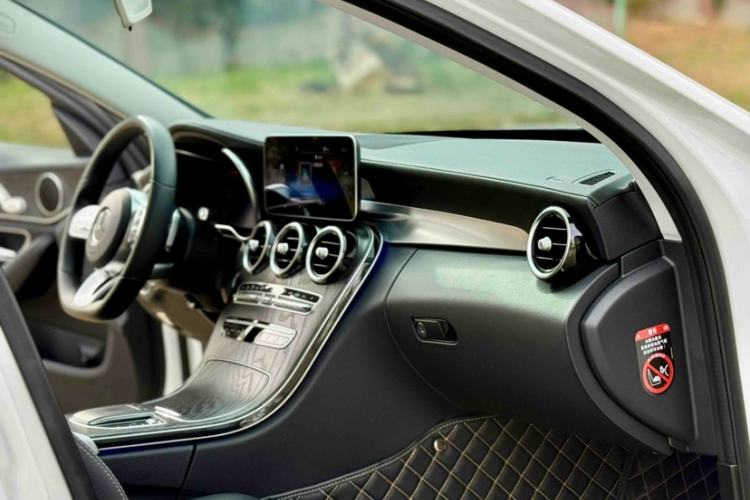 Used Mercedes-Benz C-Class 2020 Restyled C 200 L Fashion Edition Sport Version
