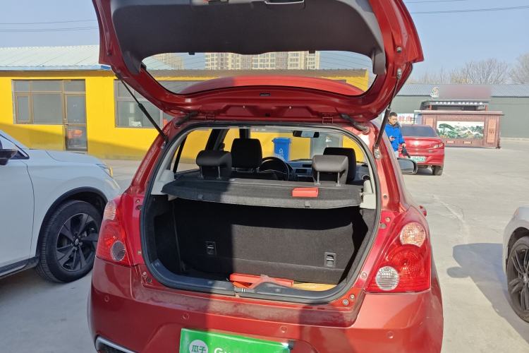 Used Suzuki Swift 2014 1.5L Automatic Fashion Edition