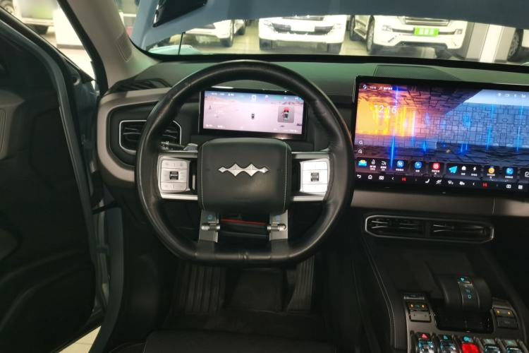 Used Formula Leopard Titanium 3 2025 501 km All-Wheel Drive Intelligent Driving Max Edition
