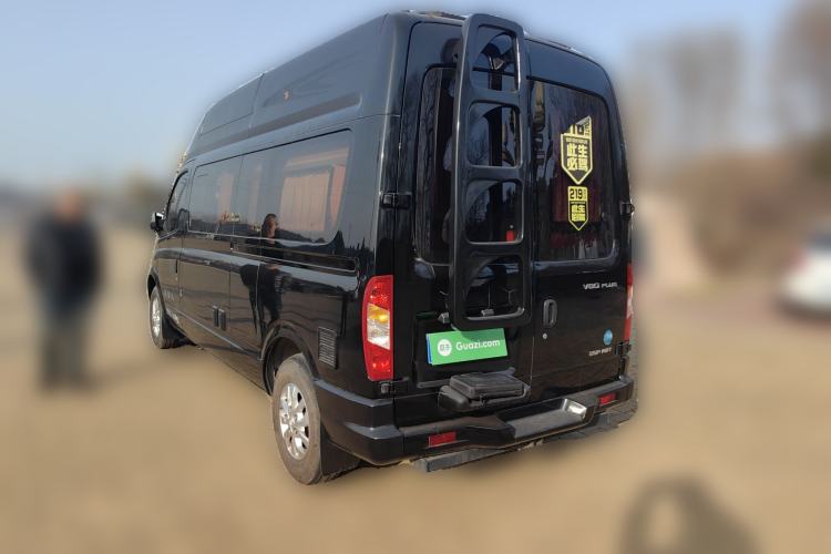 Used SAIC MAXUS V80 RV 2021 2.0T Traveler V80 Self-Propelled Class B RV Comfort Edition with a Horizontal Bed