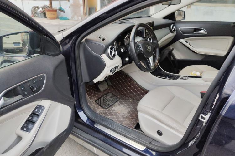 Used Mercedes-Benz GLA 2015 GLA 200 Fashion Model