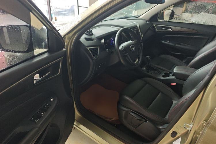 Used Changan CS75 2014 1.8T Automatic Elite Model China IV Standard
