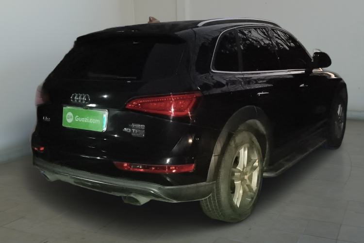 Used Audi Q5 2018 Collector's Edition 40 TFSI Technology Model
