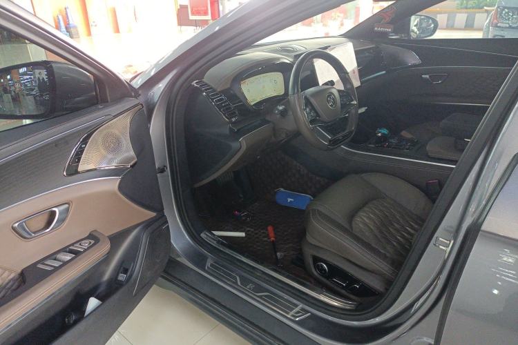 Used BYD Han 2022 EV Genesis Edition 610KM All-Wheel Drive Premium Model