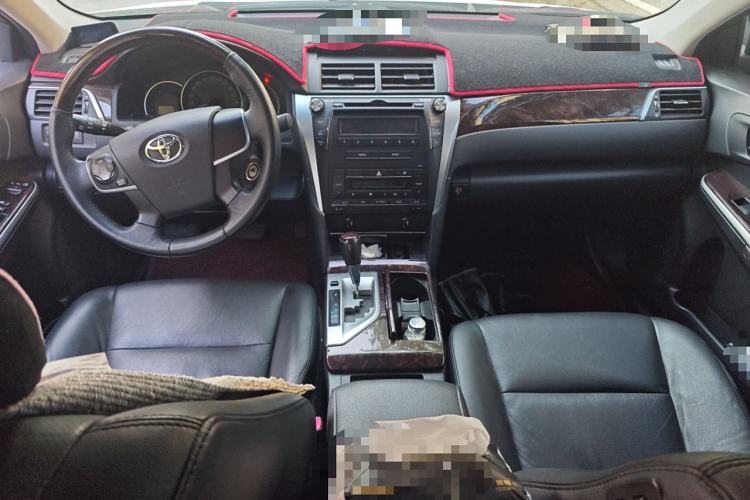 Used Toyota Camry 2015 2.0G Premier Edition
