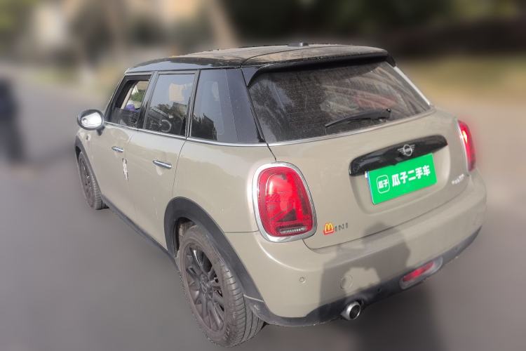 Used  MINI 2018 1.5T COOPER Classic Edition Five-Door Version
