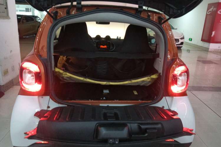 Used  fortwo 2018 1.0L 52kW Hardtop Passion Edition China V Standard
