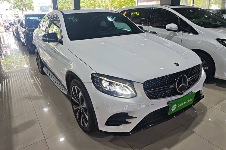 Used Mercedes-Benz GLC Coupe 2019 GLC 260 4MATIC Coupe SUV
