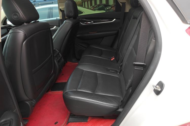 Used Cadillac XT5 2018 25T Luxury Model
