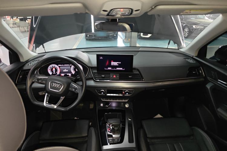 Used Audi Q5L 2021 40 TFSI Fashion Dynamic Model
