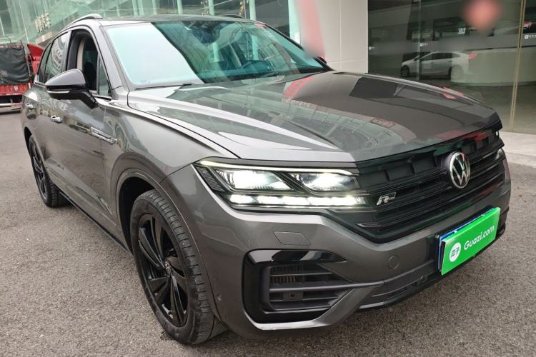 Used Volkswagen Touareg 2021 3.0 TSI Luxury Edition Black Diamond Sport Package
