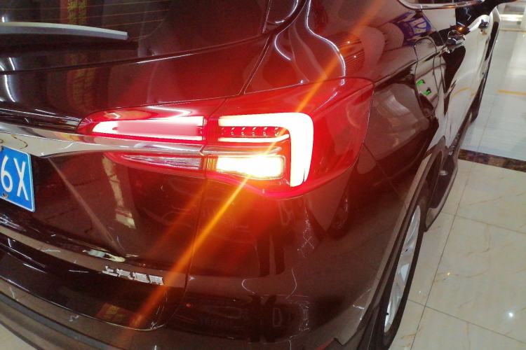 Used Buick Envision 2021 532T Two-Wheel-Drive Luxury Version
