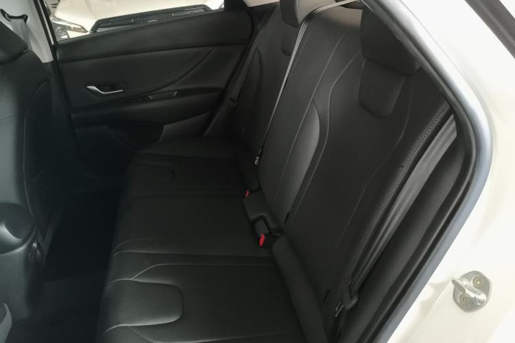 Used Hyundai Elantra 2021 1.5L CVT LUX Prestige Edition