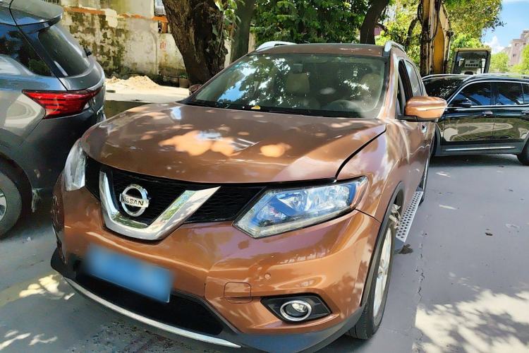 Used Nissan X-Trail 2014 2.5L CVT Luxury Edition 4WD
