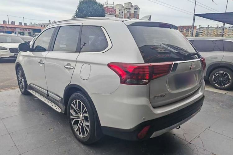 Used Mitsubishi Outlander 2018 2.4L 4x4 Elite Edition 5 Seats
