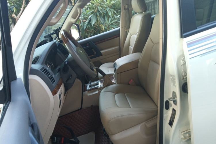 Used Toyota Land Cruiser 2014 4.0L Automatic Parallel Import Version 5 Seats
