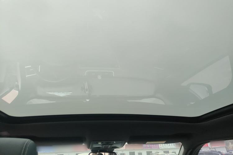 Used Land X7 2015 2.0T Panoramic Prestige Edition
